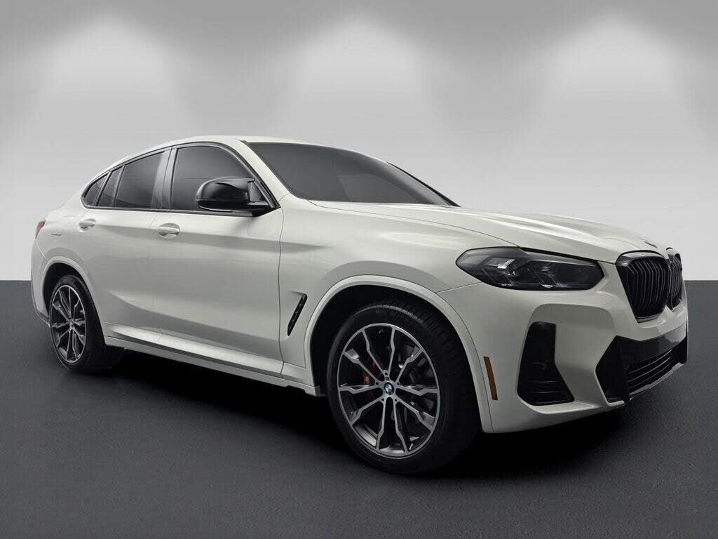 2023 BMW X4