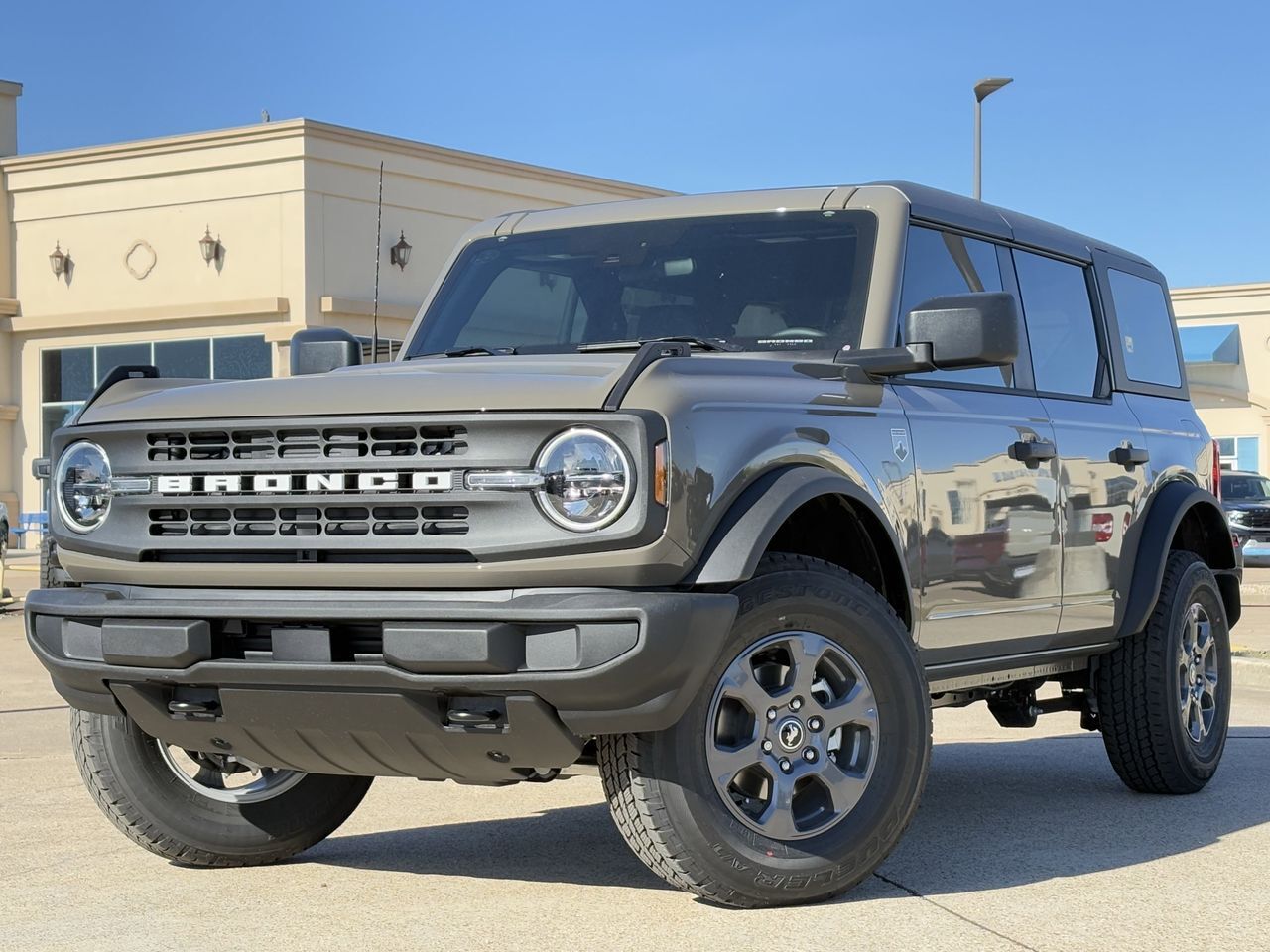 2025 FORD Bronco