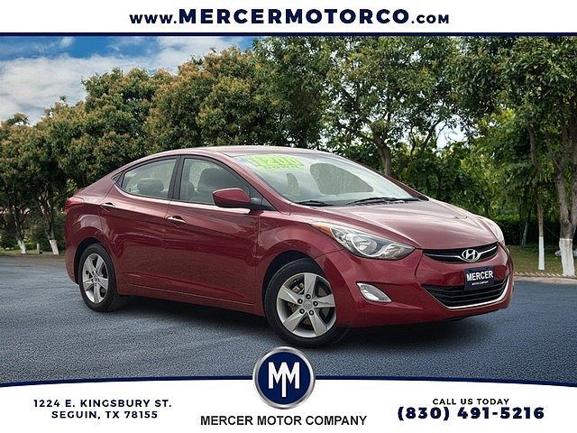 2012 HYUNDAI Elantra