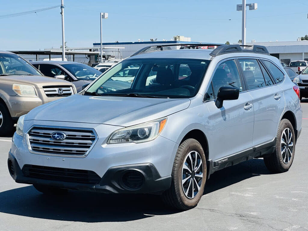 2015 SUBARU Outback