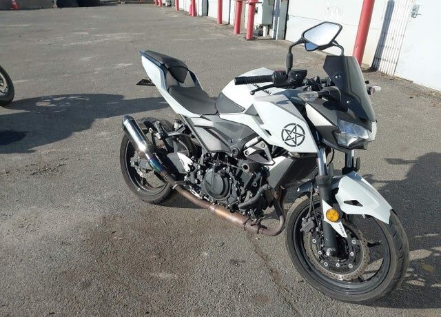 2023 KAWASAKI Z400