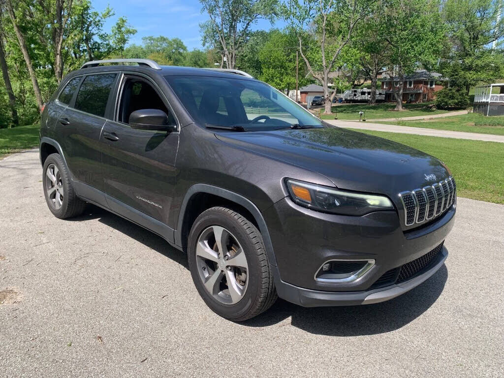 2019 JEEP Cherokee