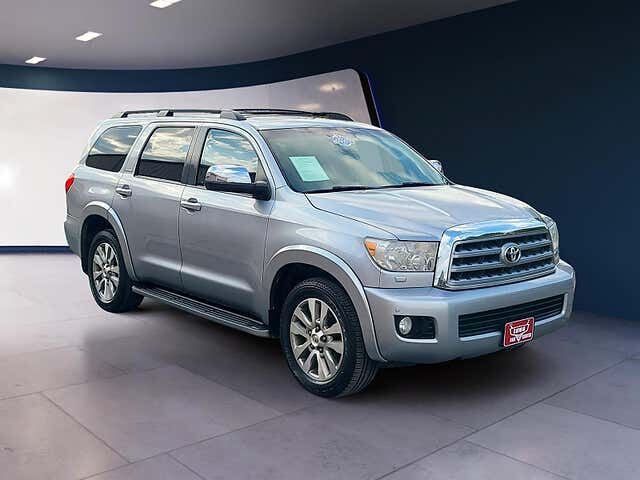 2013 TOYOTA Sequoia