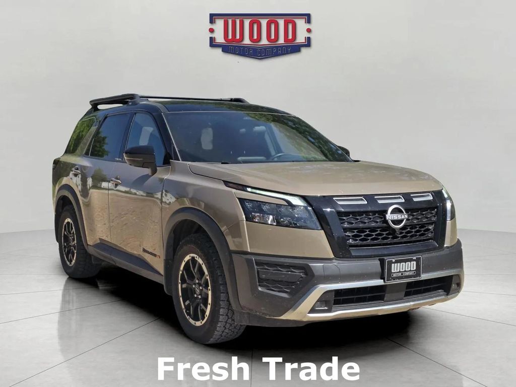 2024 NISSAN Pathfinder