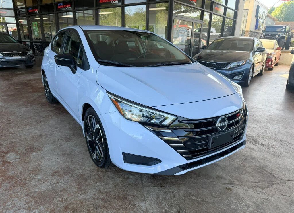 2024 NISSAN Versa