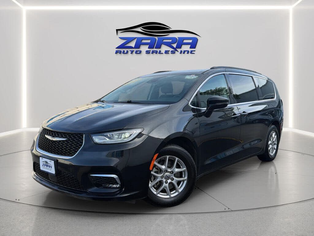 2022 CHRYSLER Pacifica