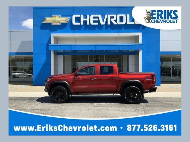 2025 CHEVROLET Colorado