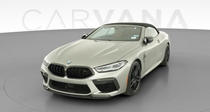2022 BMW M8