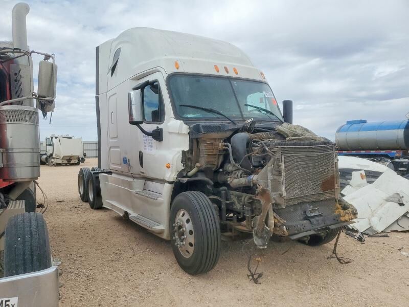 2015 FREIGHTLINER Cascadia