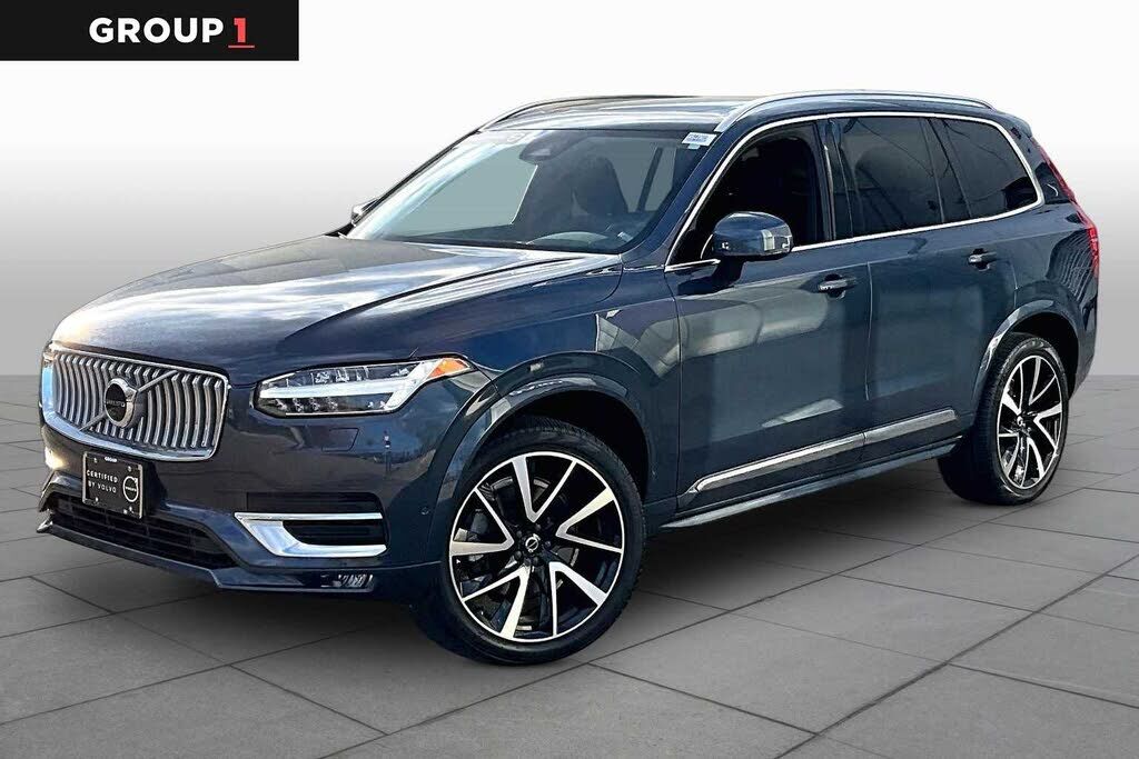 2023 VOLVO XC90