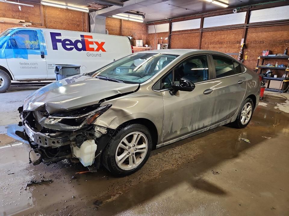 2017 CHEVROLET Cruze