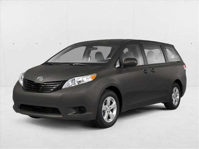 2012 TOYOTA Sienna