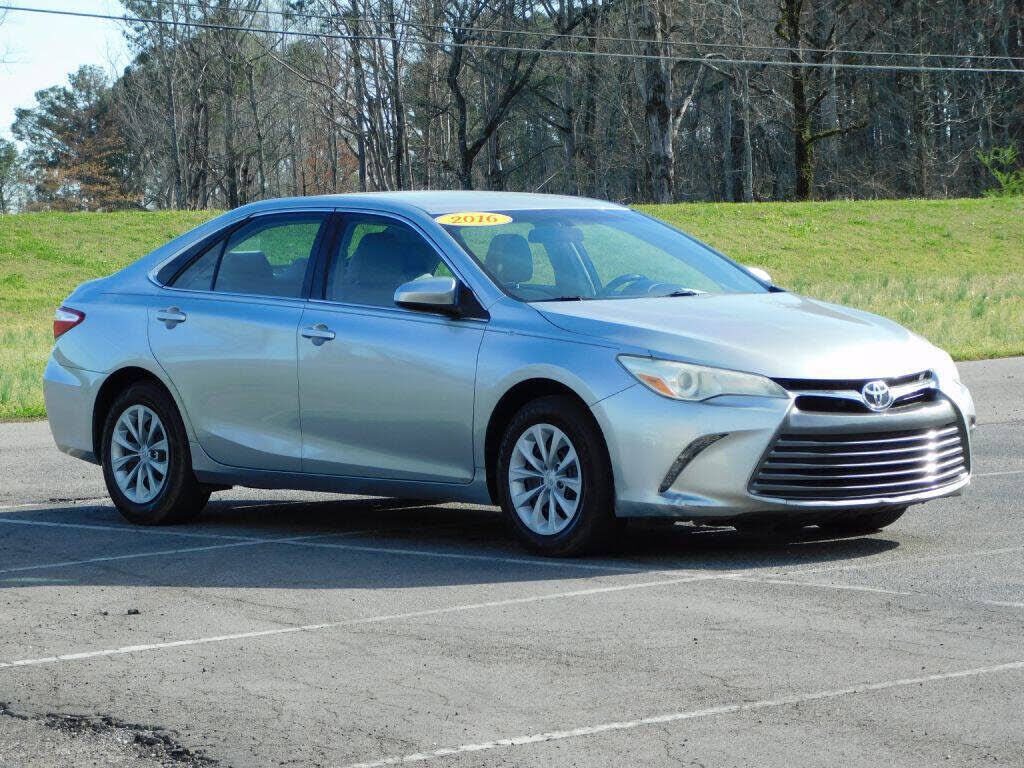 2016 TOYOTA Camry