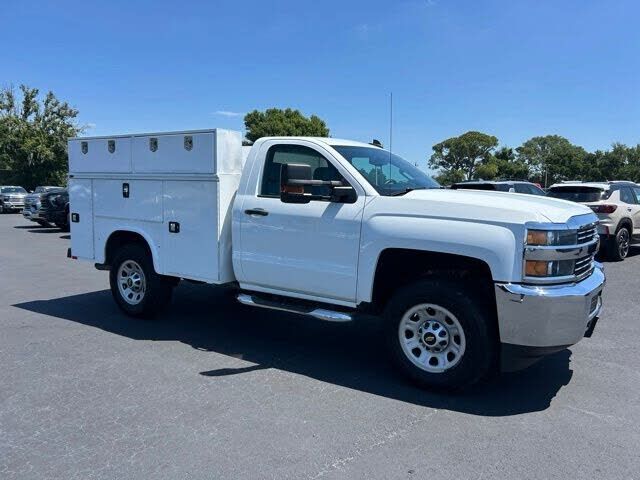 2018 CHEVROLET Silverado