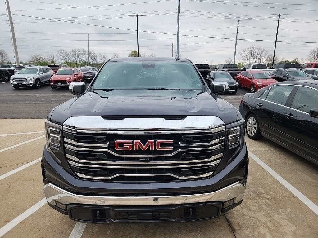 2023 GMC Sierra
