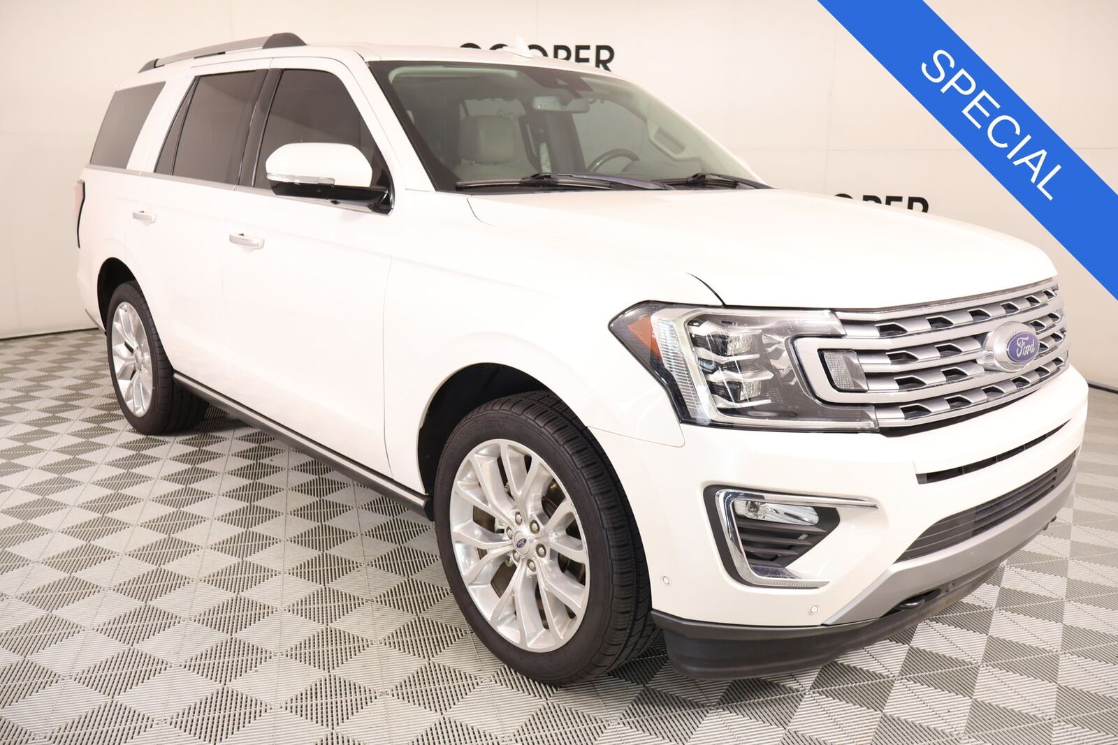 2019 FORD Expedition