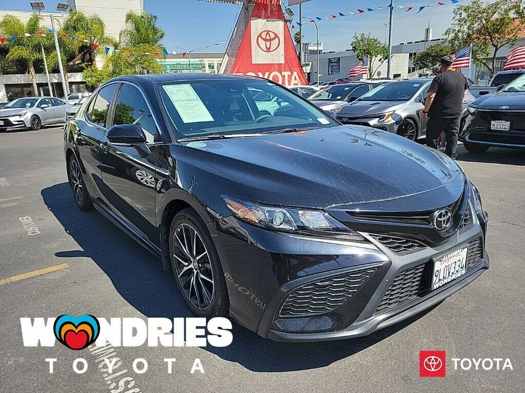 2024 TOYOTA Camry