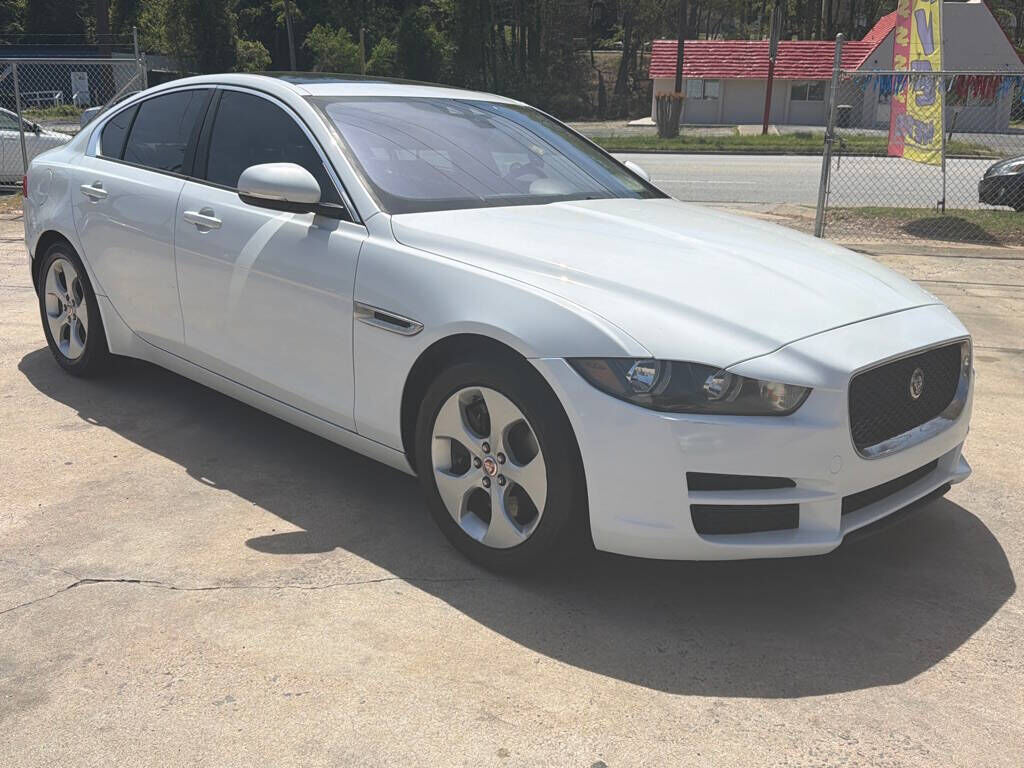 2017 JAGUAR XE