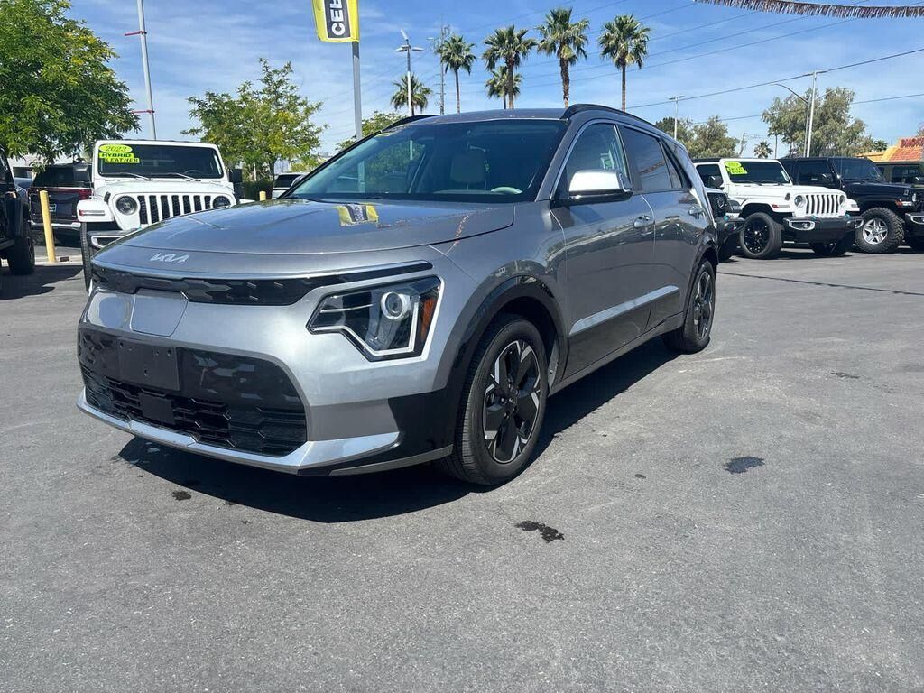 2023 KIA Niro