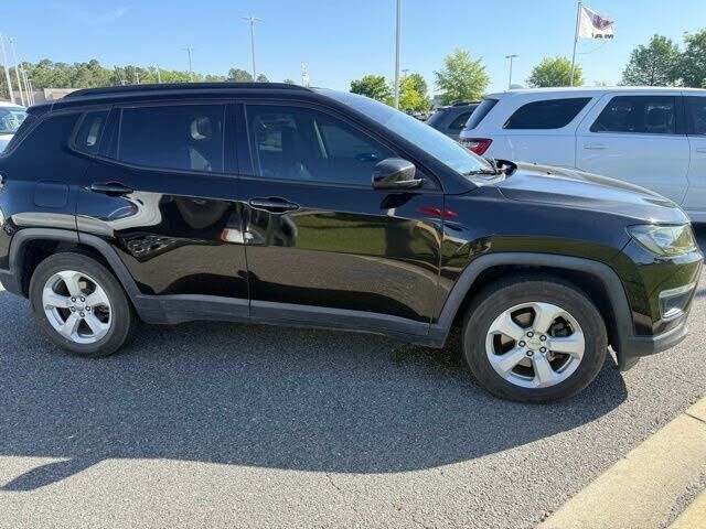 2017 JEEP Compass