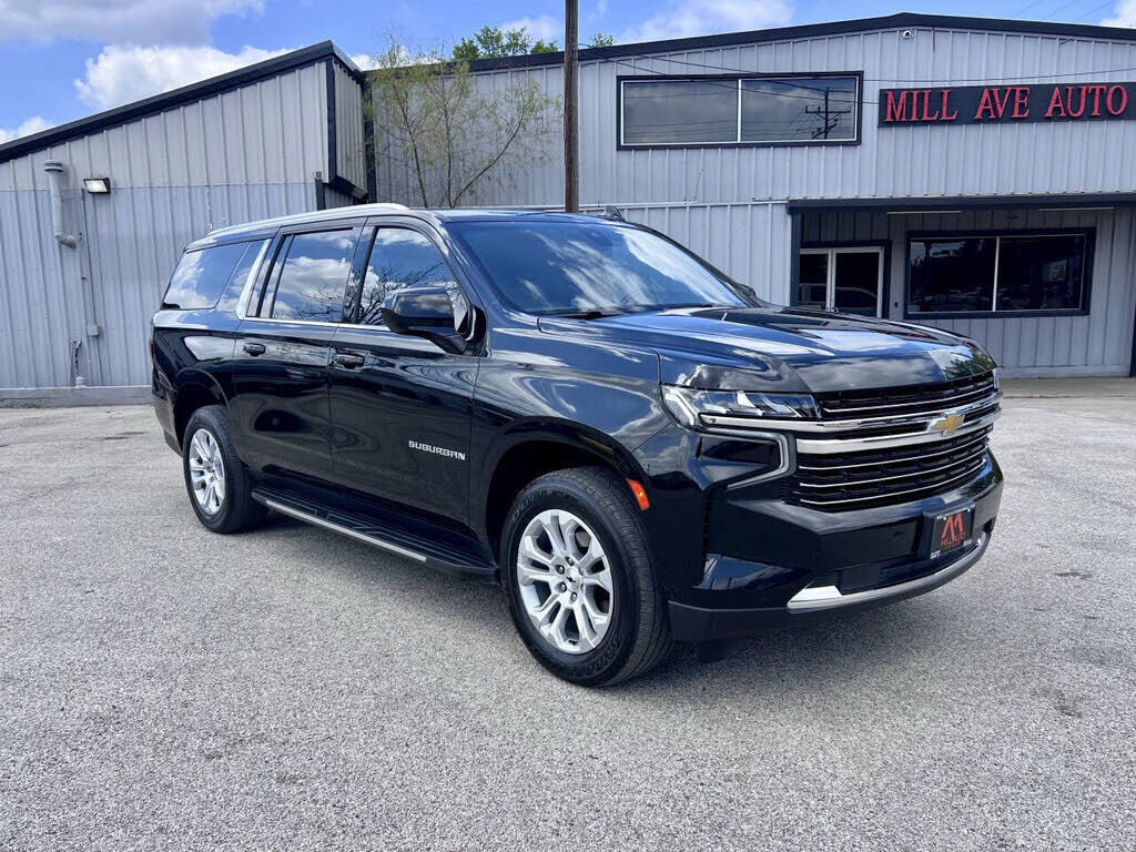 2022 CHEVROLET Suburban