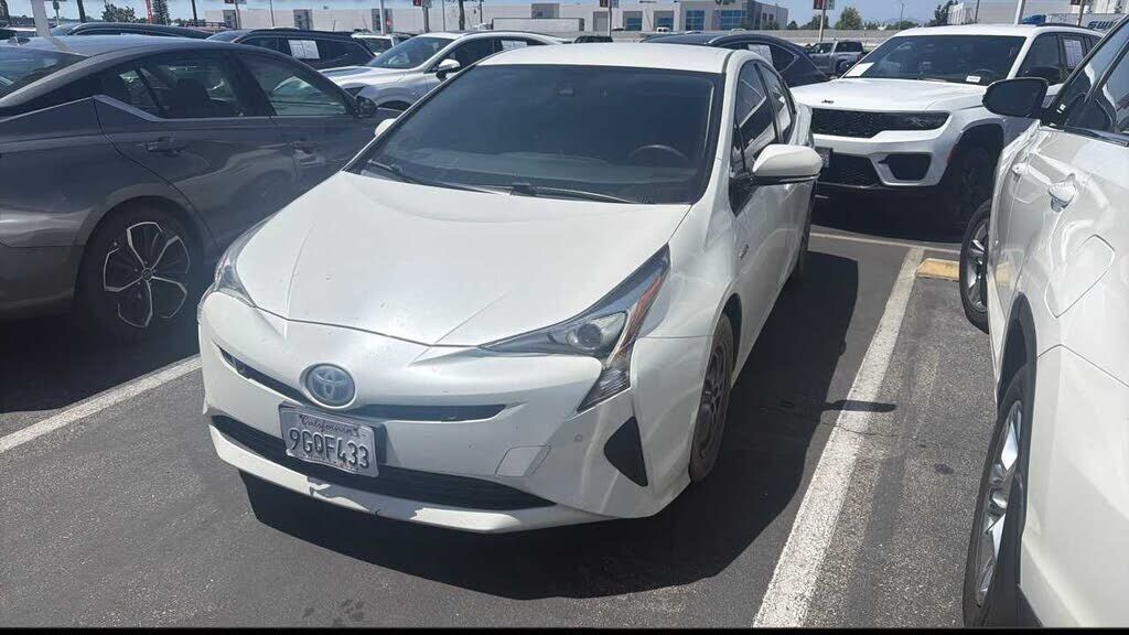 2017 TOYOTA PRIUS