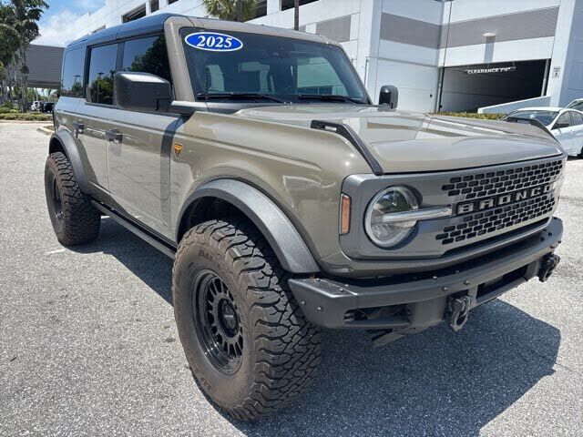 2025 FORD Bronco