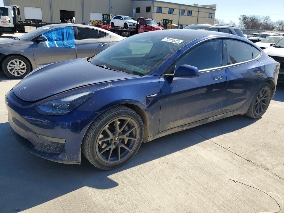 2021 TESLA Model 3
