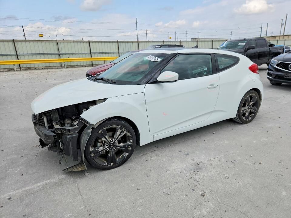 2016 HYUNDAI Veloster