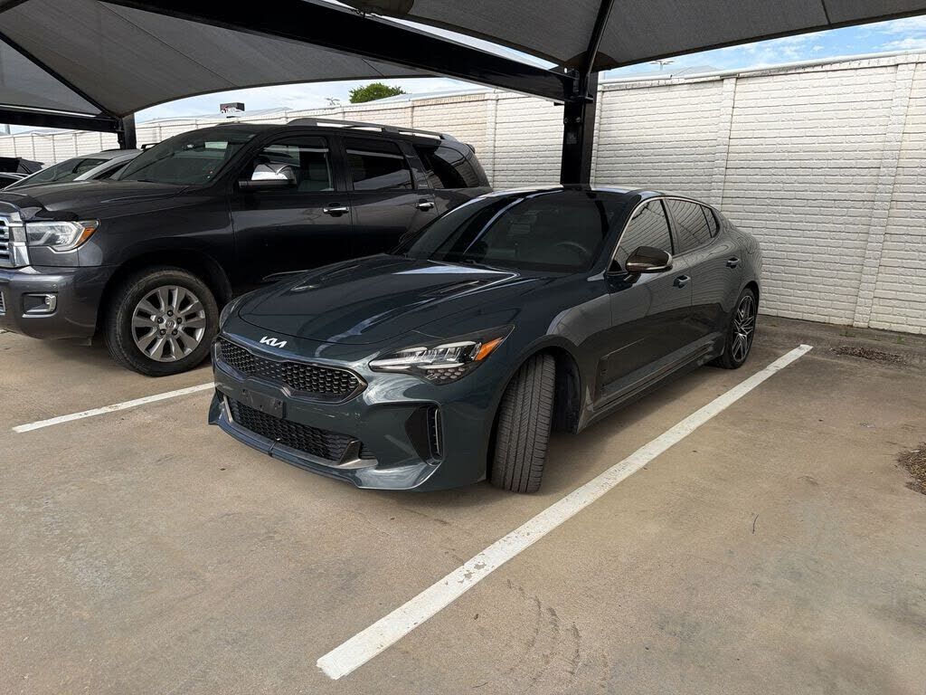 2022 KIA Stinger