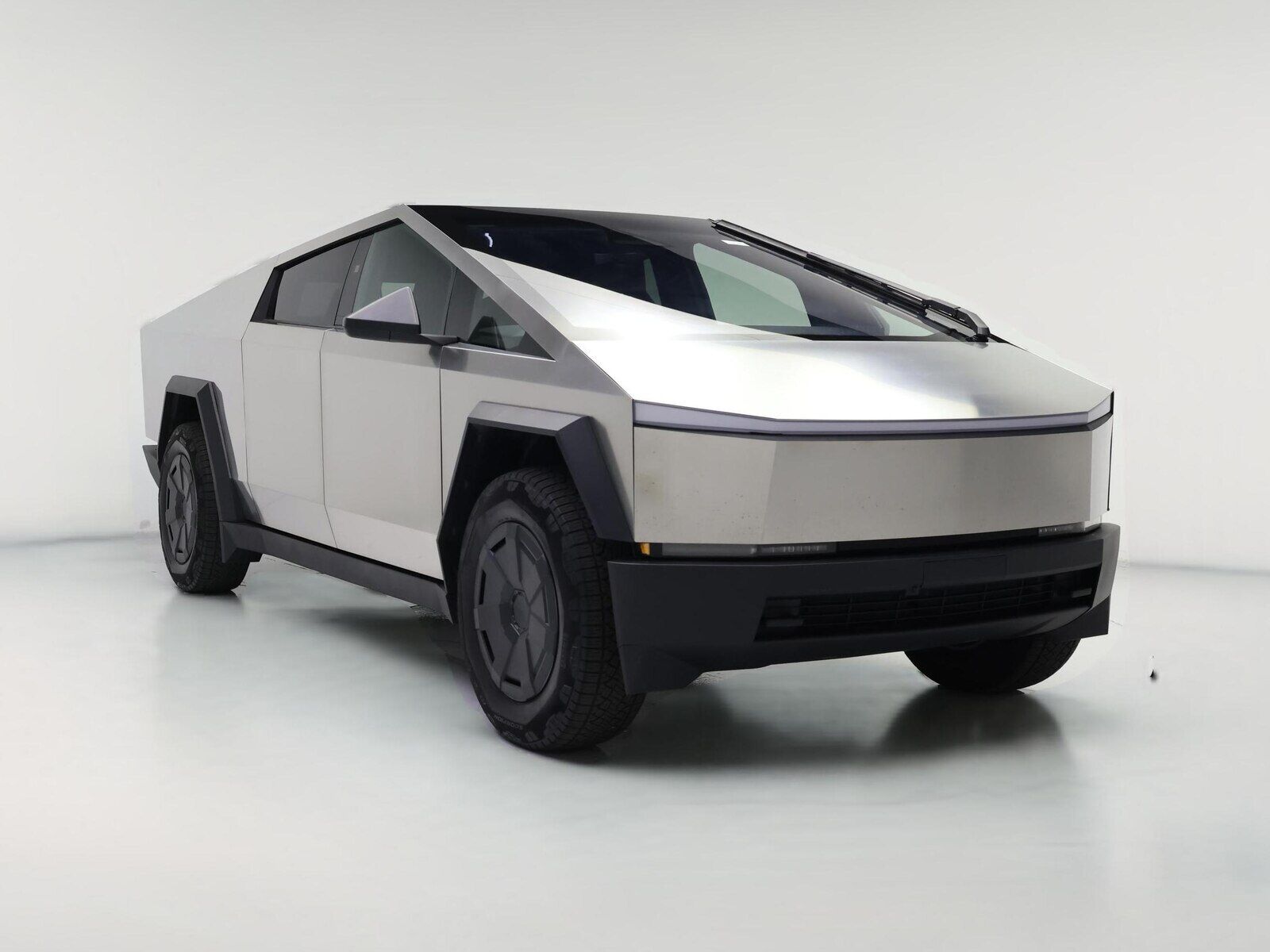 2025 TESLA Cybertruck