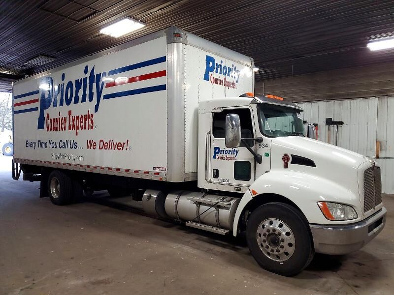 2017 KENWORTH T3 Series