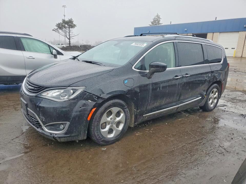 2018 CHRYSLER Pacifica