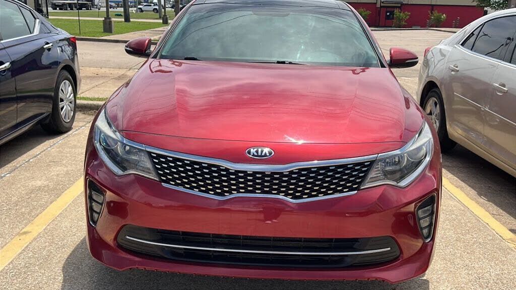 2018 KIA Optima