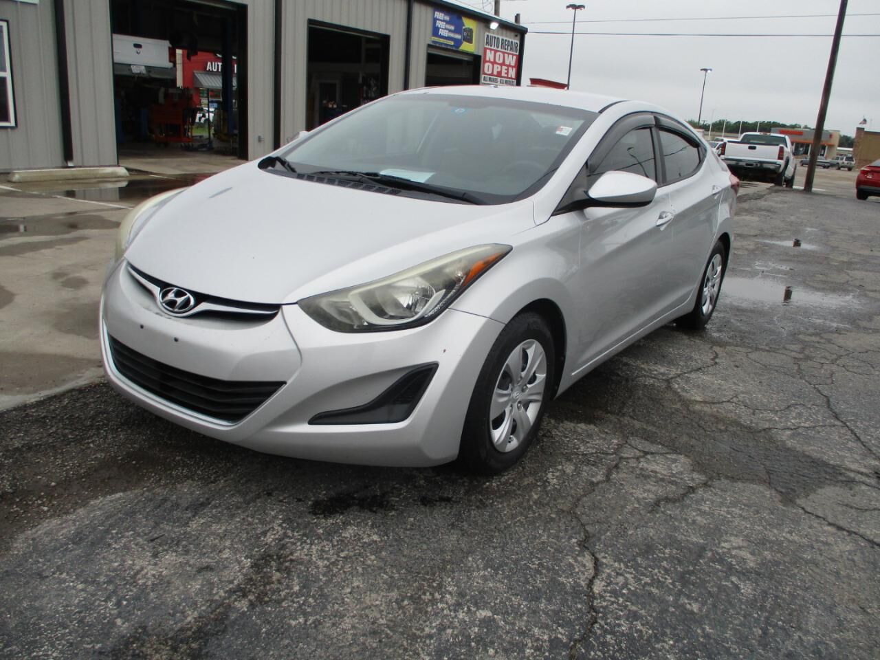 2016 HYUNDAI Elantra