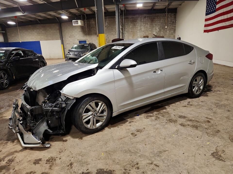 2019 HYUNDAI Elantra
