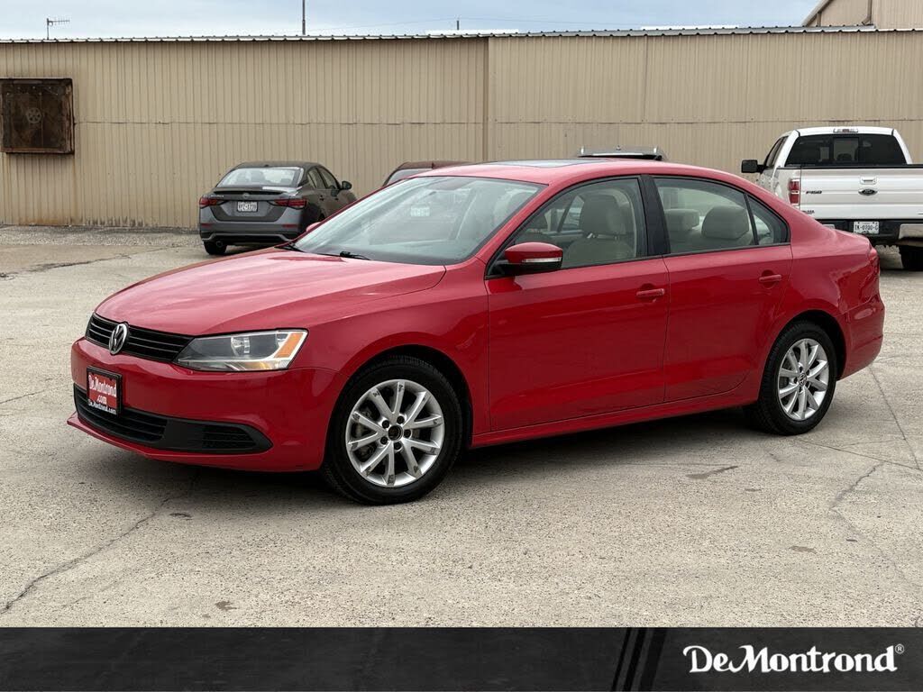 2012 VOLKSWAGEN Jetta