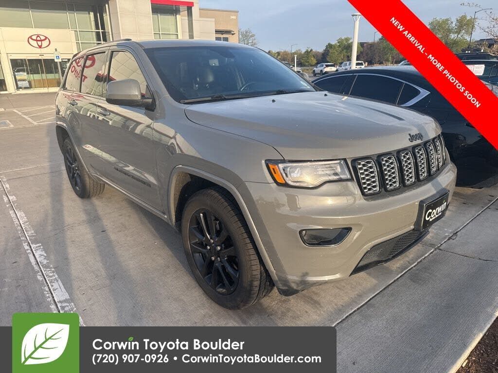 2022 JEEP Grand Cherokee