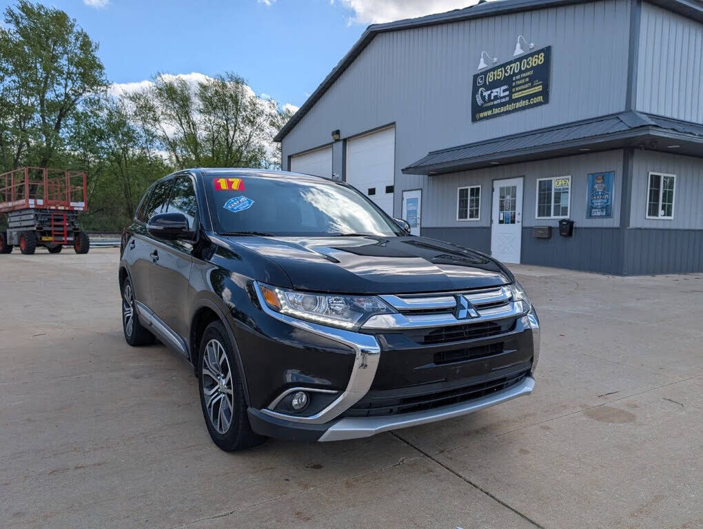 2017 MITSUBISHI Outlander