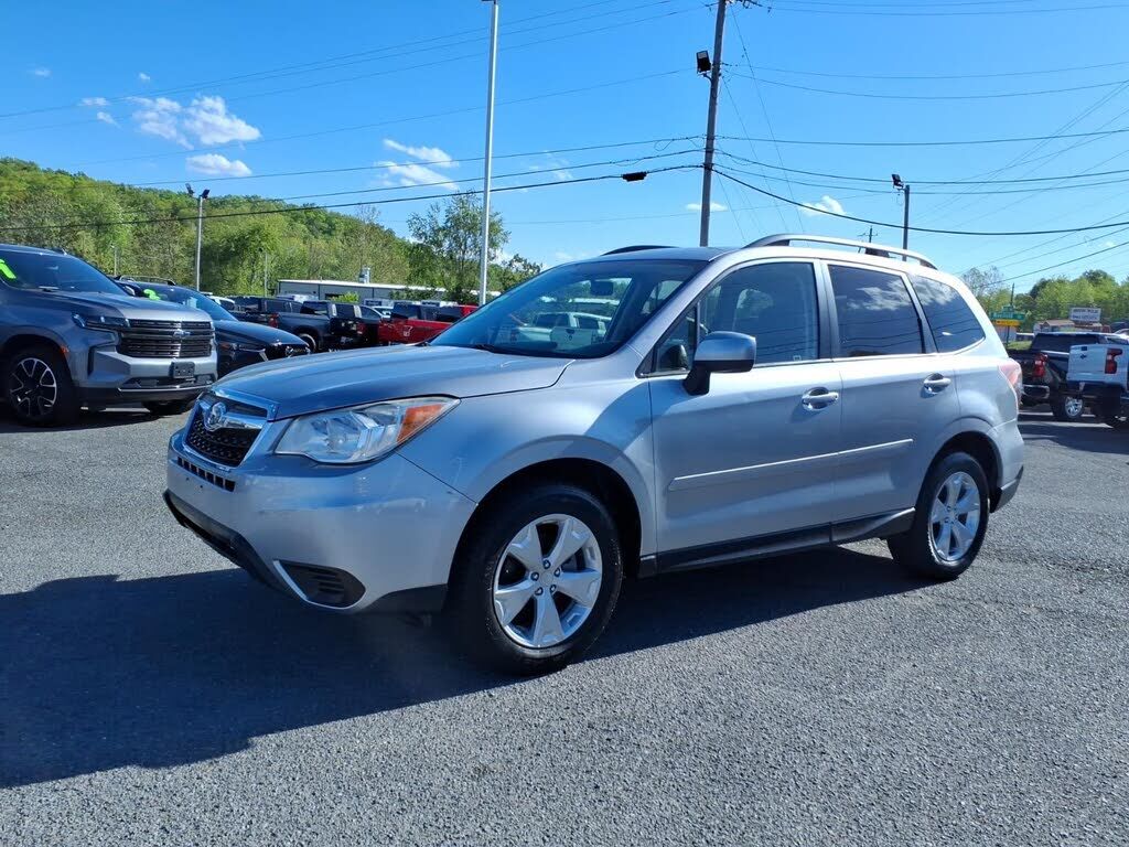 2015 SUBARU Forester