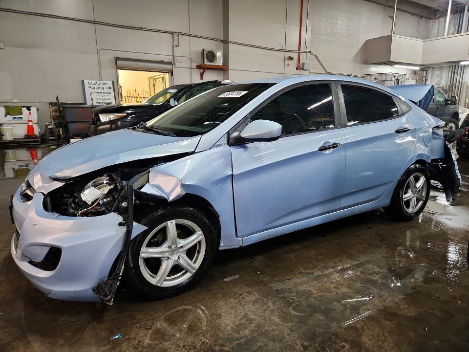 2012 HYUNDAI Accent