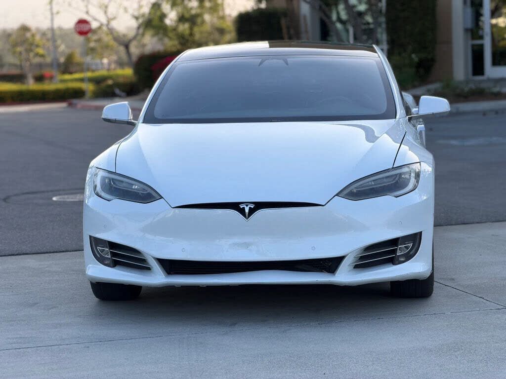 2018 TESLA Model S