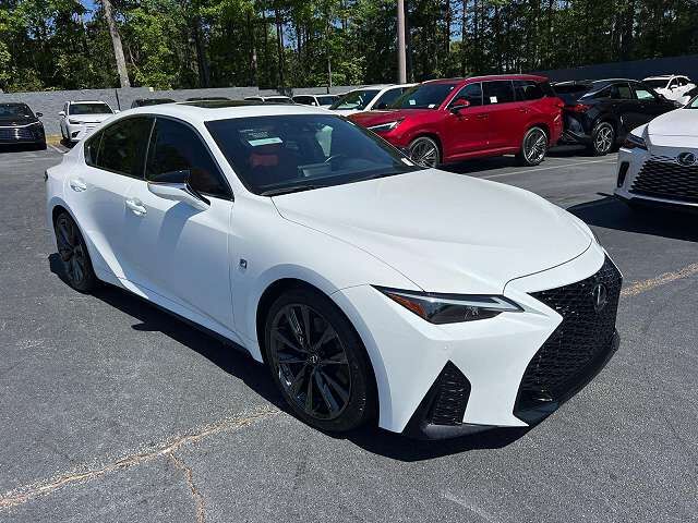 2022 LEXUS IS