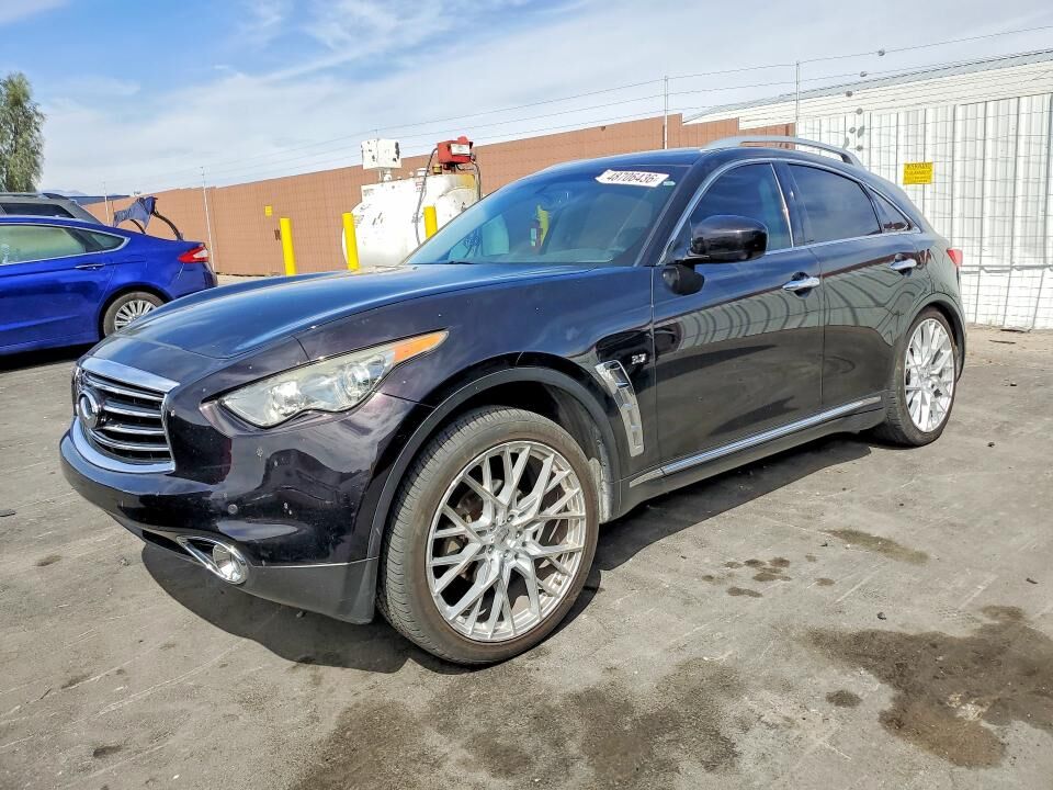 2016 INFINITI QX70