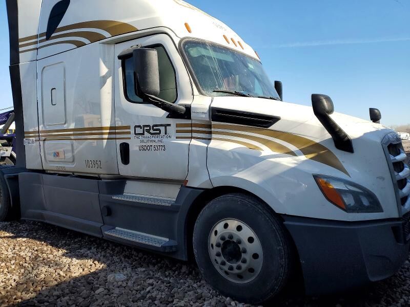 2020 FREIGHTLINER New Cascadia 126" Sleepercab