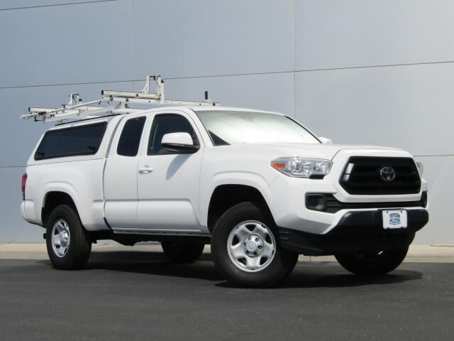 2020 TOYOTA Tacoma