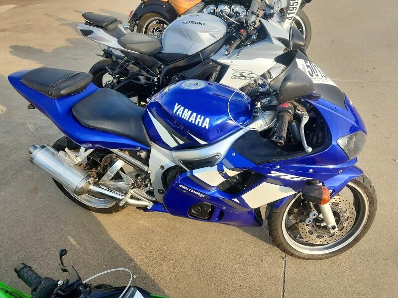 2002 YAMAHA YZF