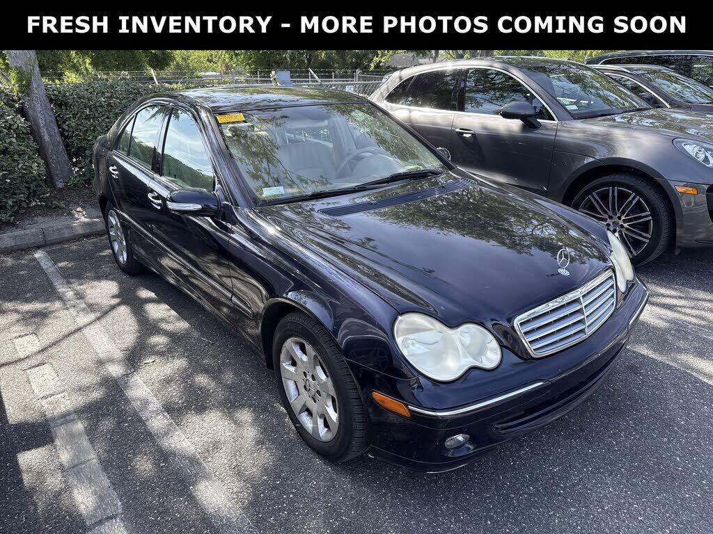 2005 MERCEDES-BENZ C-Class