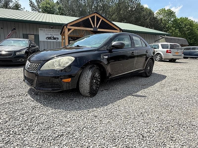 2011 SUZUKI Kizashi
