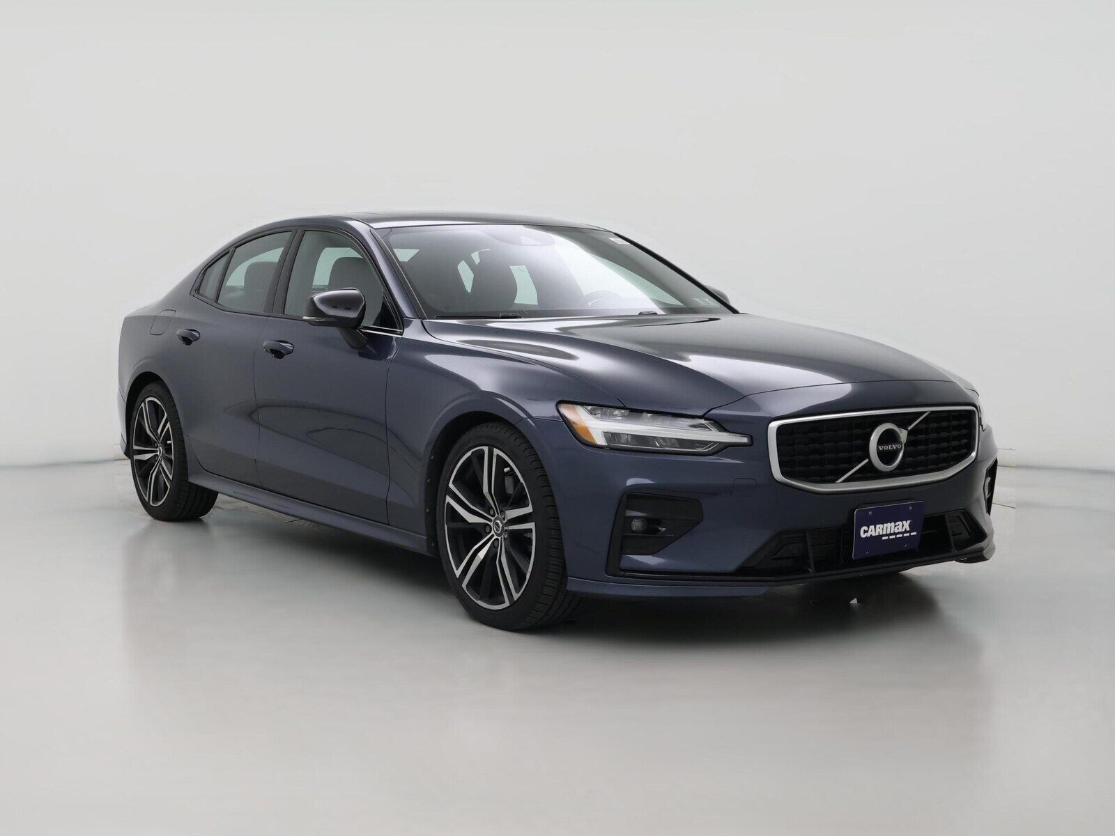 2019 VOLVO S60
